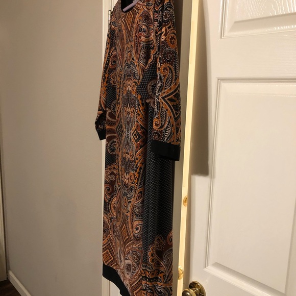 Shift Dress - Picture 3 of 8